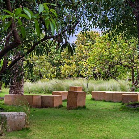 Woods At Sasan Hotel Sasan Gir Buitenkant foto