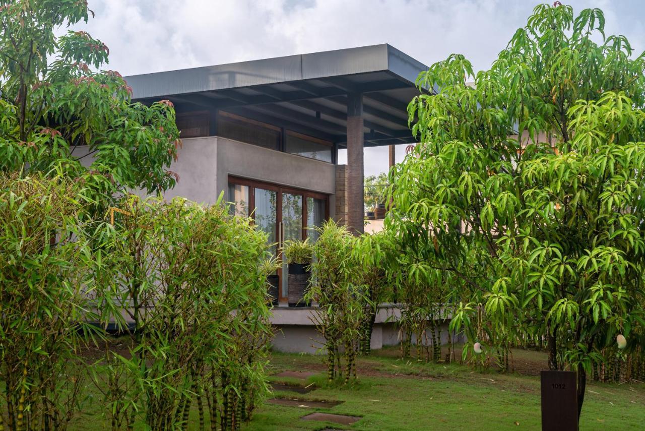 Woods At Sasan Hotel Sasan Gir Buitenkant foto